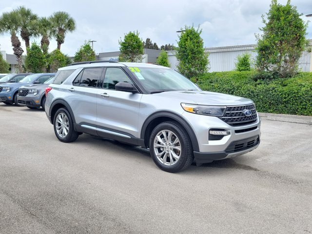 Certified 2023 Ford Explorer XLT w/ Equipment Group 202A RWD image 35
