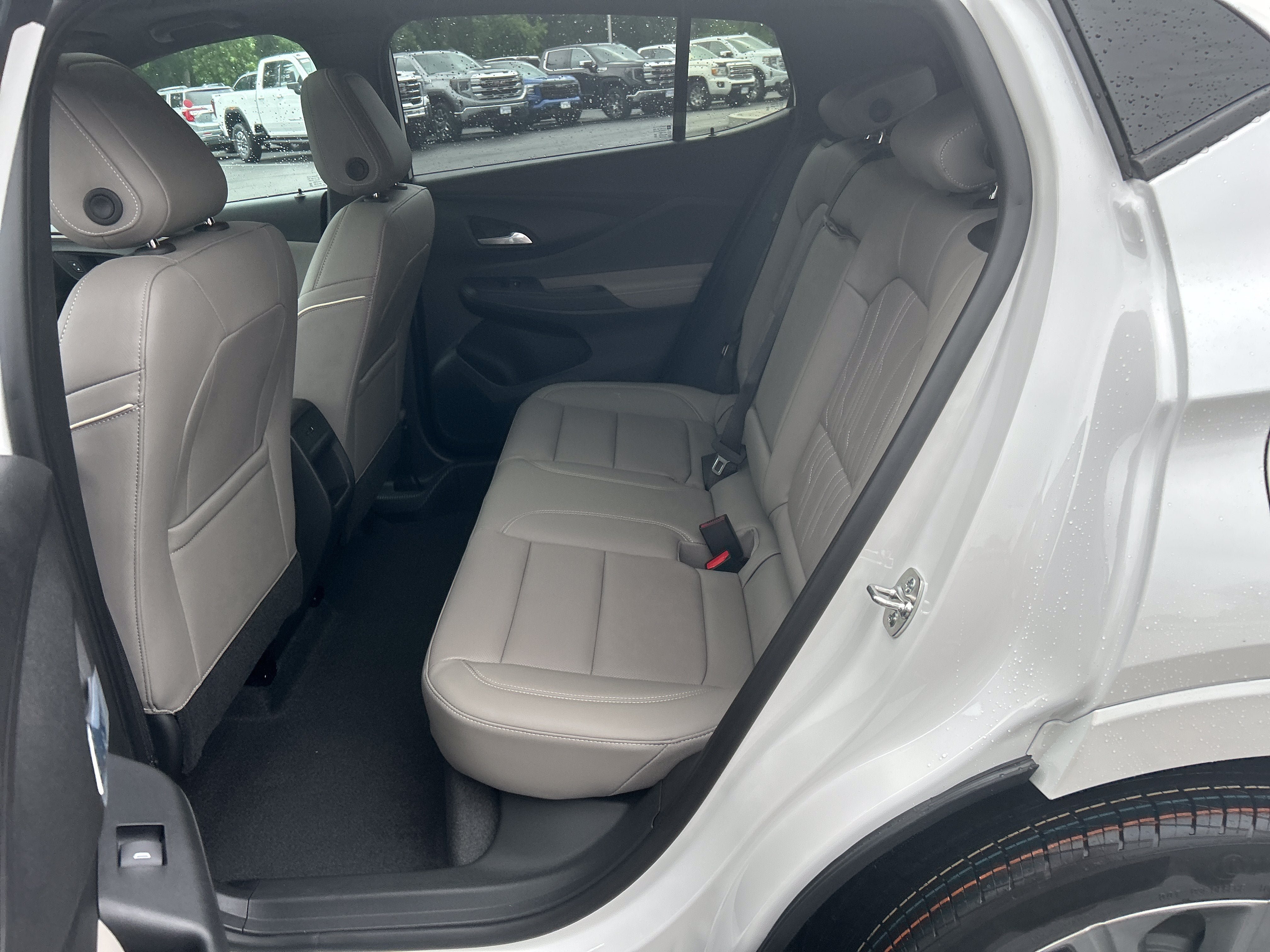 New 2026 Buick Envista Preferred FWD image 25