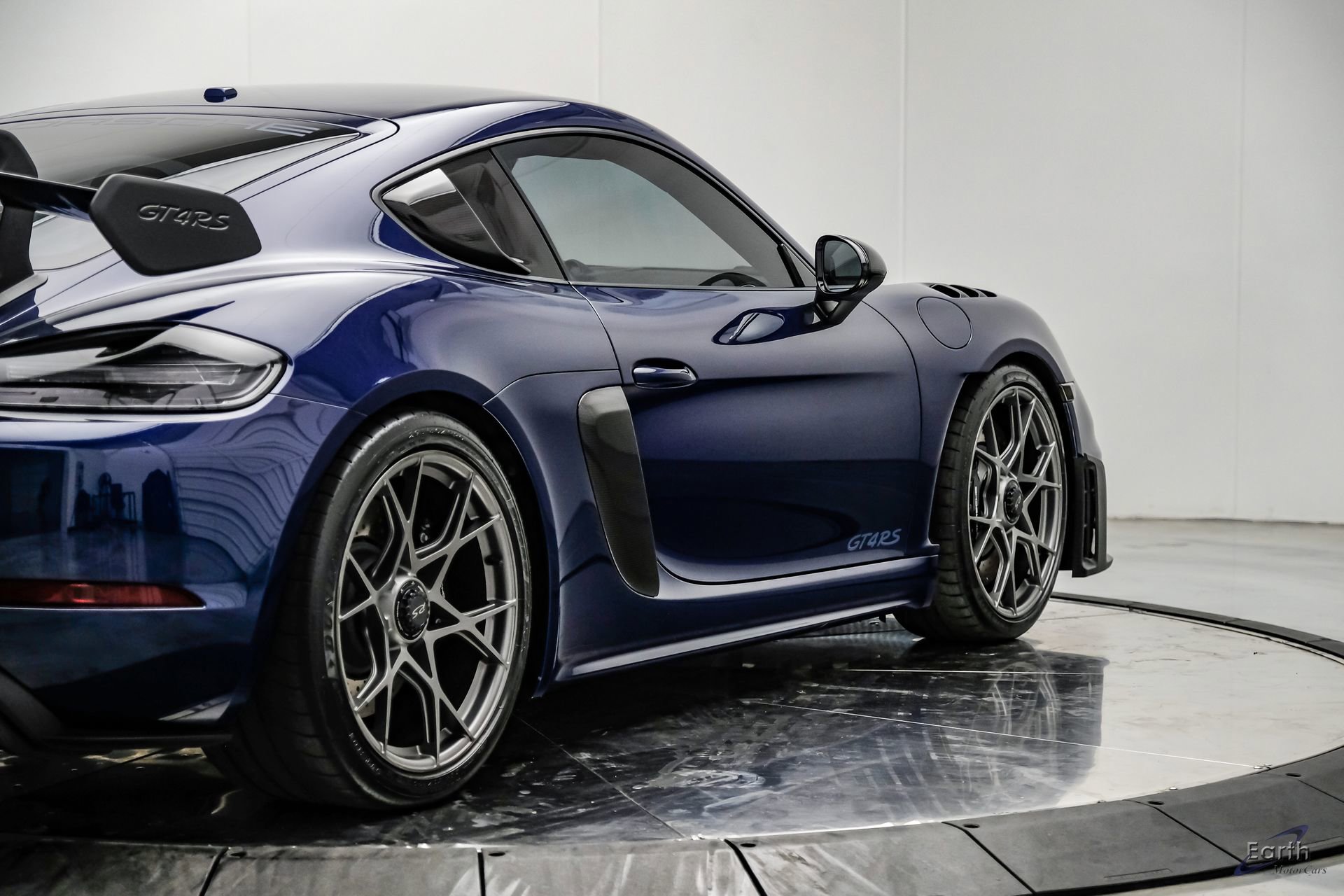 Used 2025 Porsche 718 Cayman GT4 RS RWD image 25