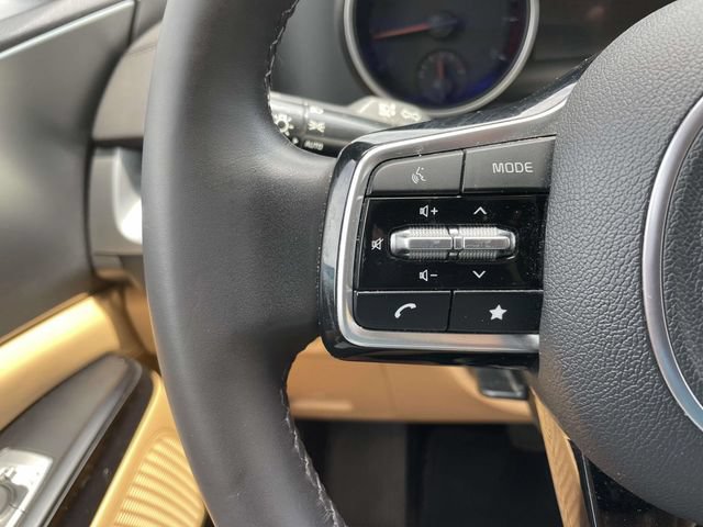 Certified 2024 Kia Carnival LX FWD image 21
