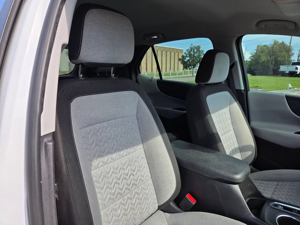 Used 2023 Chevrolet Equinox LS FWD image 29