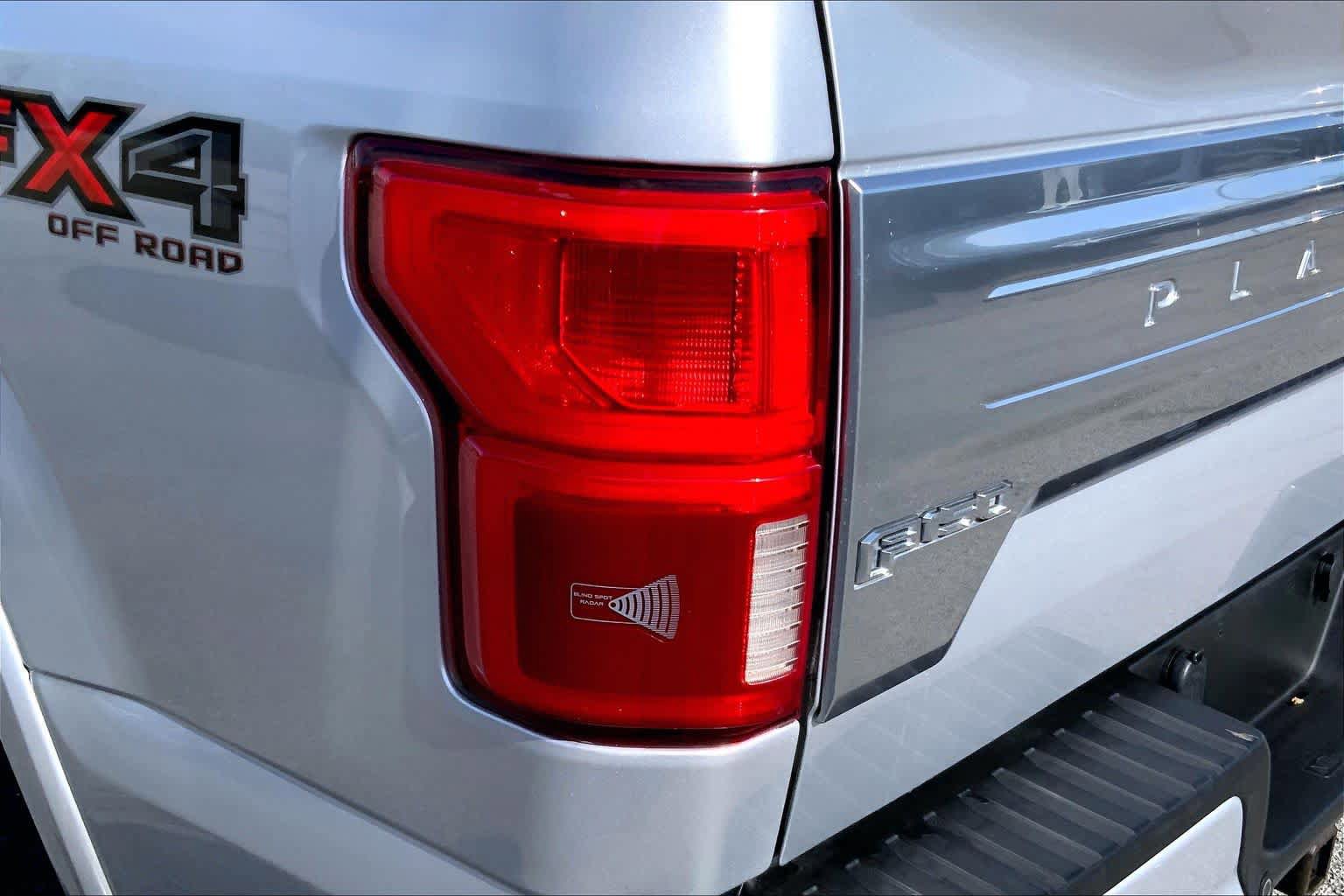 Used 2018 Ford F150 Platinum w/ Equipment Group 701A Luxury AWD/4WD image 25