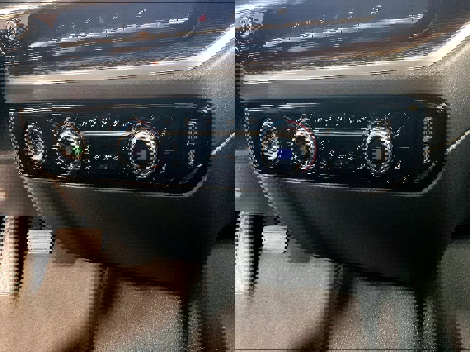 Used 2022 GMC Sierra 1500 Elevation image 26