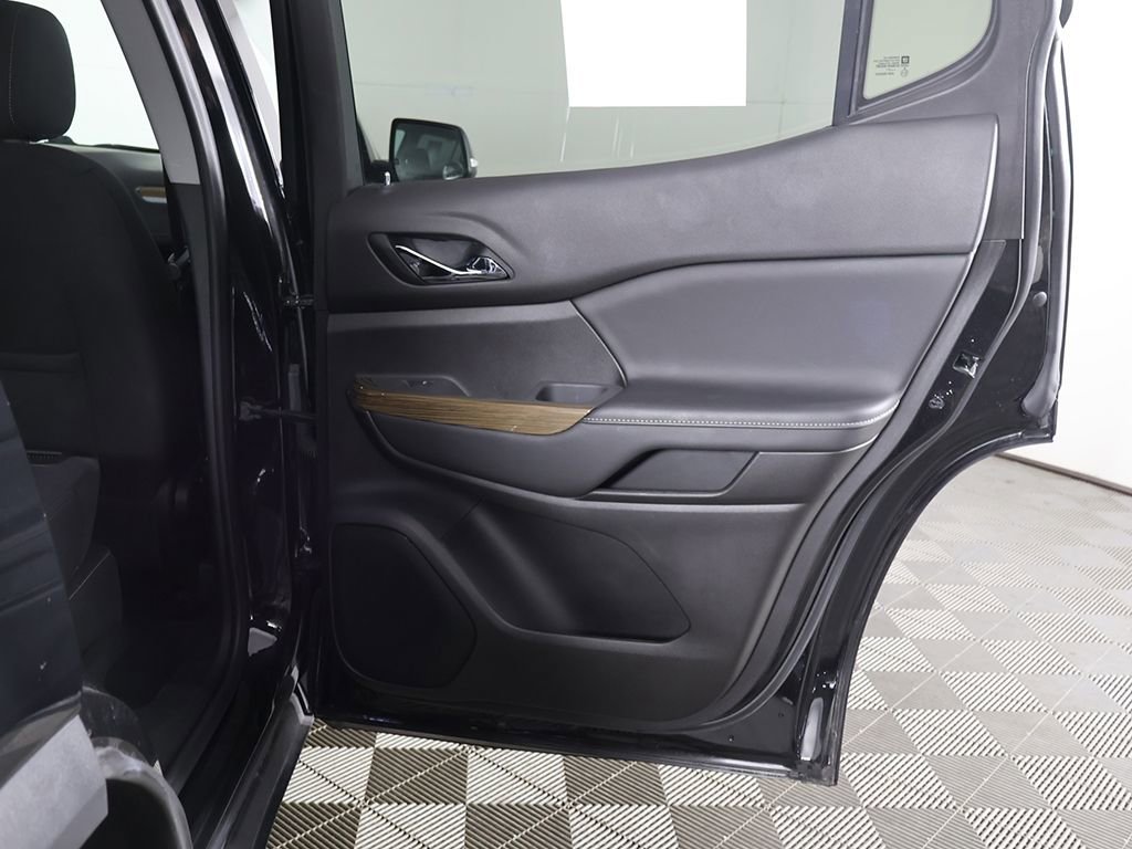 Used 2022 GMC Acadia SLE AWD/4WD image 23