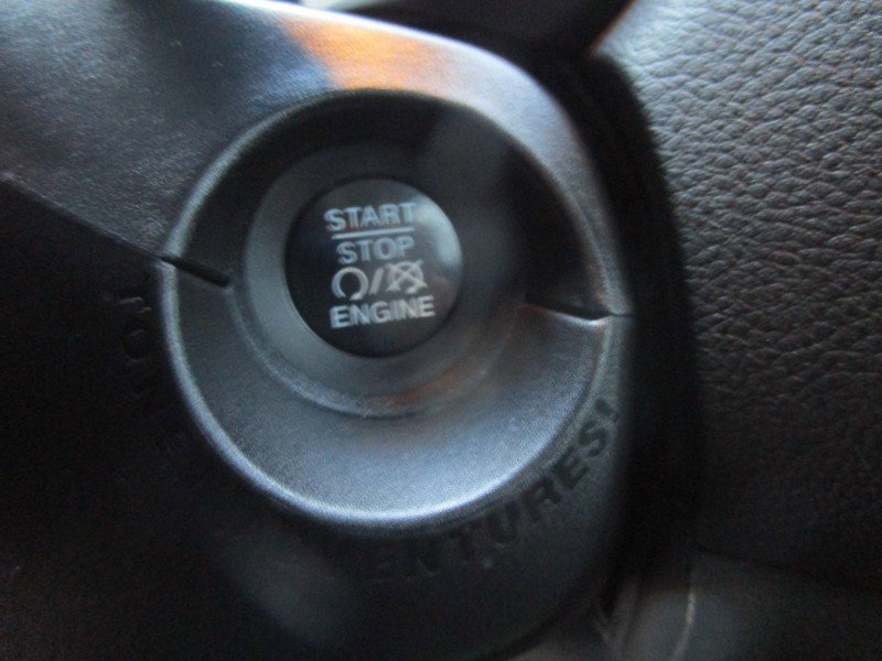 Used 2017 Jeep Renegade Latitude image 33