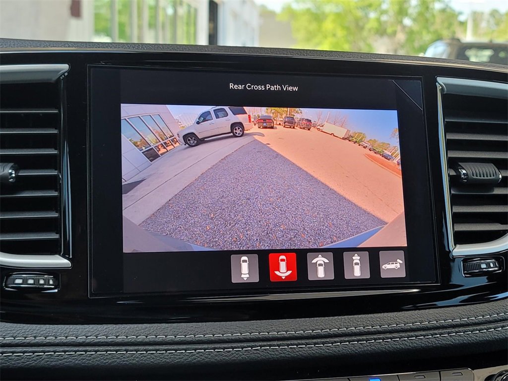 New 2025 Chrysler Pacifica Select image 16