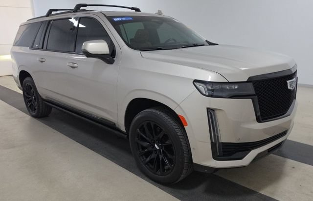 Used 2022 Cadillac Escalade ESV Sport w/ Touring Package AWD/4WD image 2