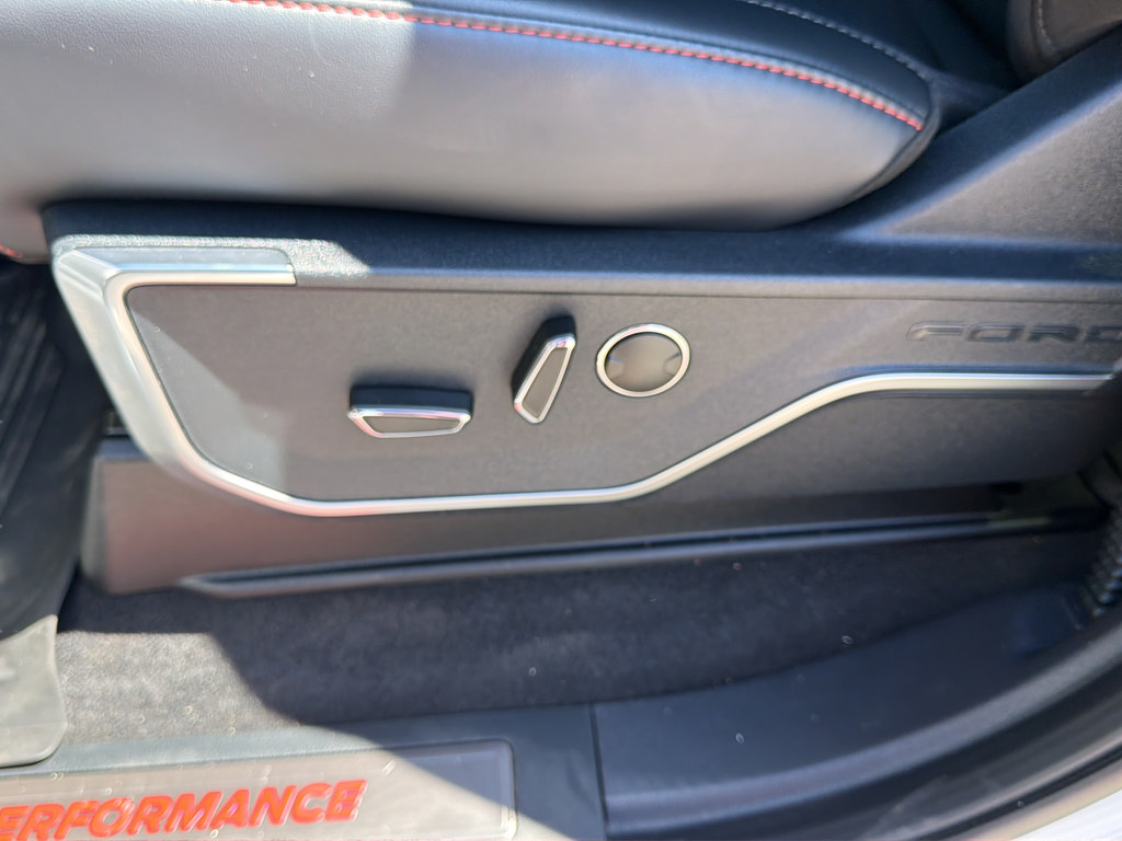 Used 2025 Ford F150 Raptor AWD/4WD image 22