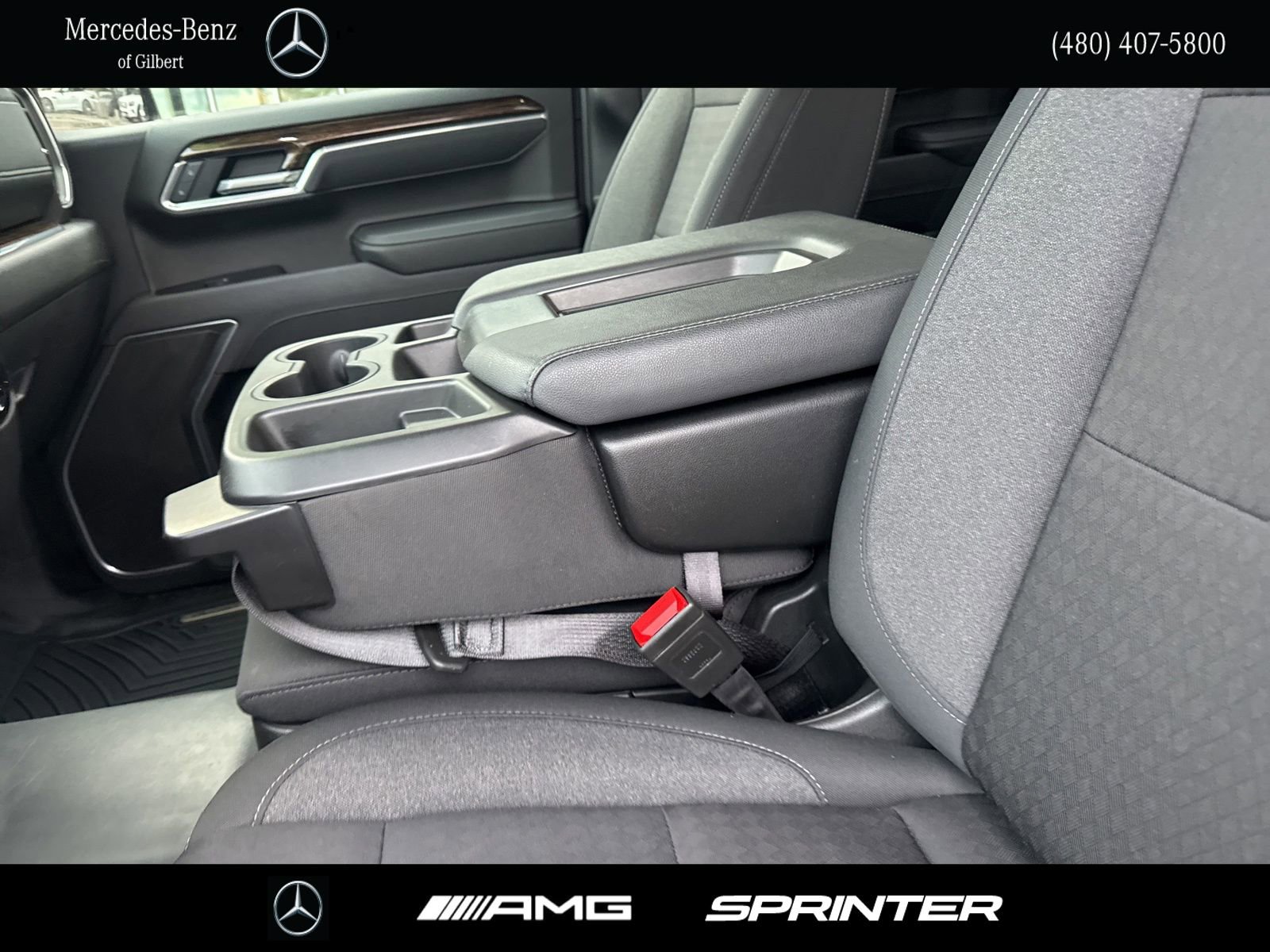 Used 2025 GMC Sierra 1500 Elevation image 17