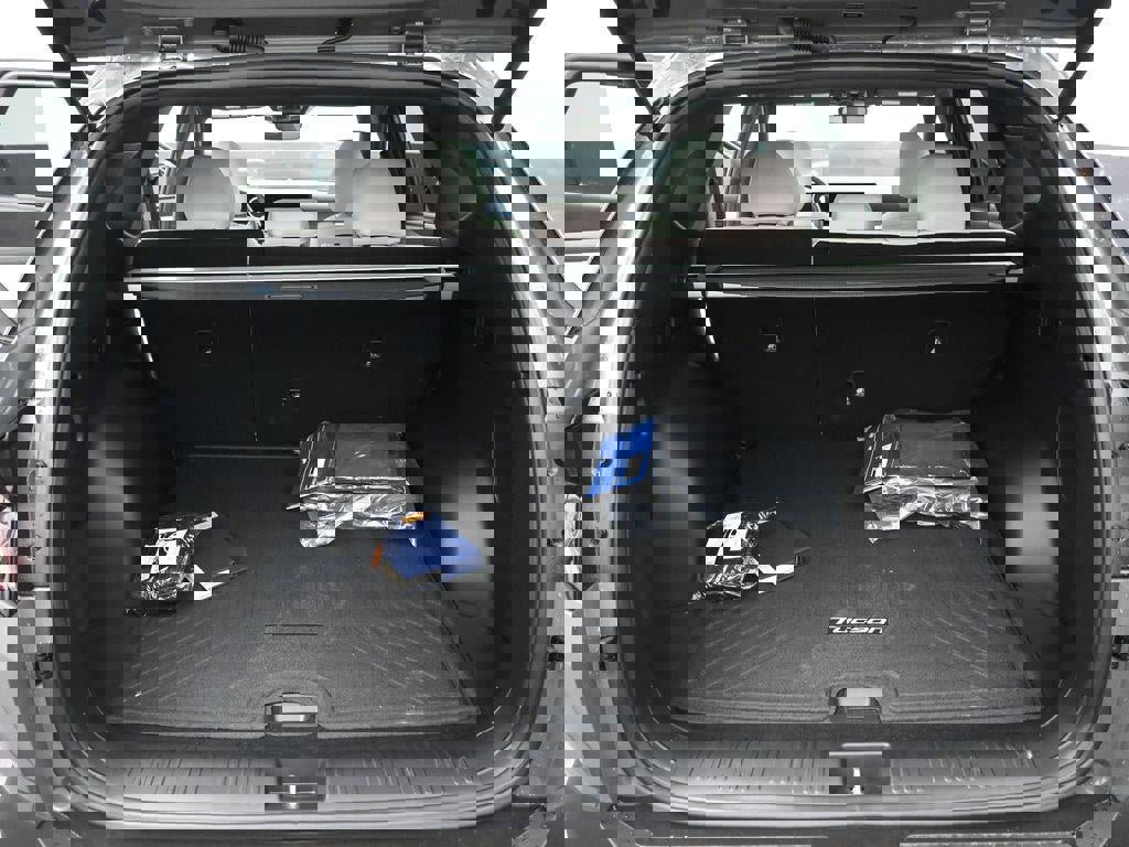 New 2026 Hyundai Tucson Limited image 35