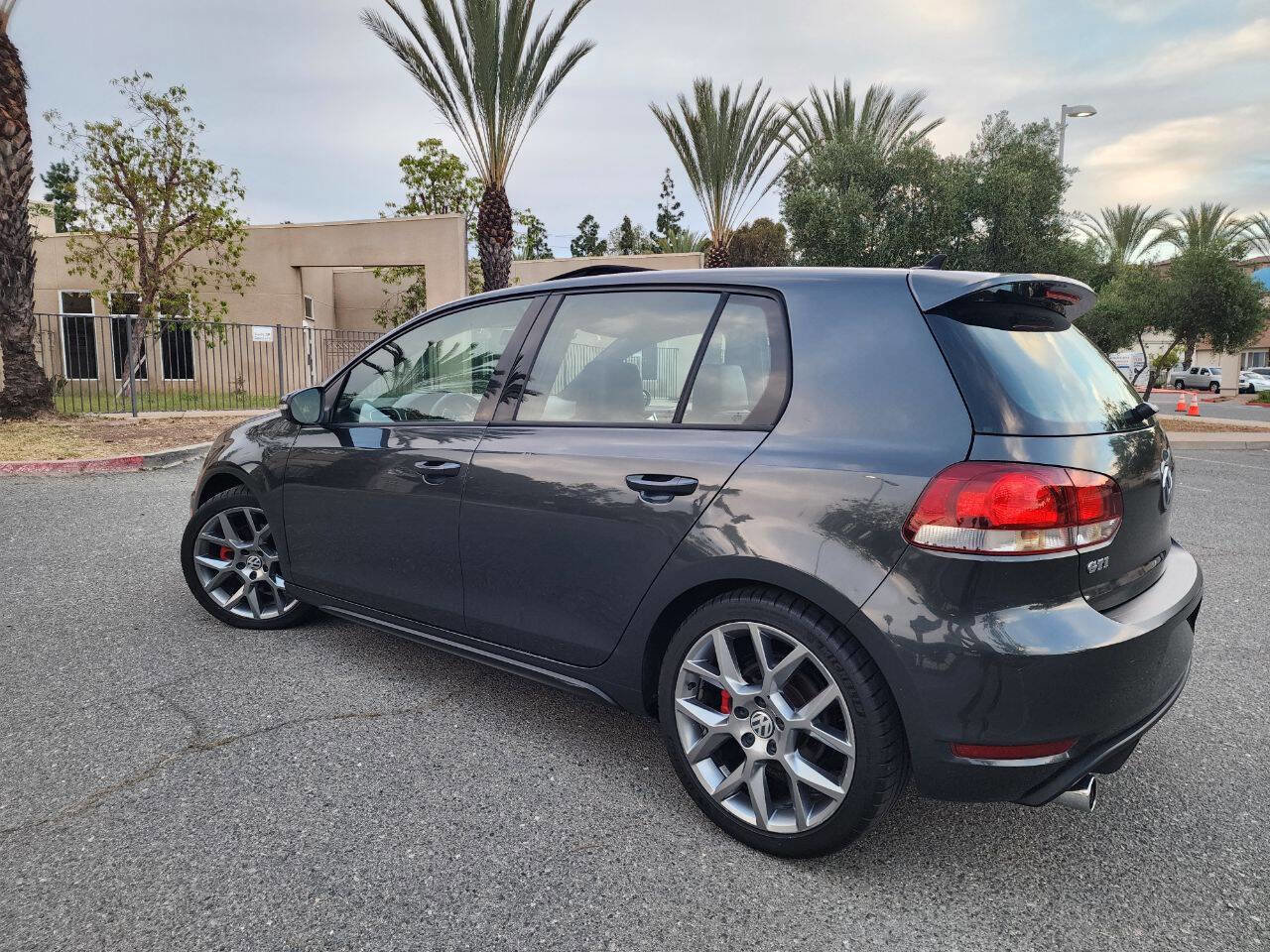 Used 2013 Volkswagen GTI Driver's Edition FWD image 7