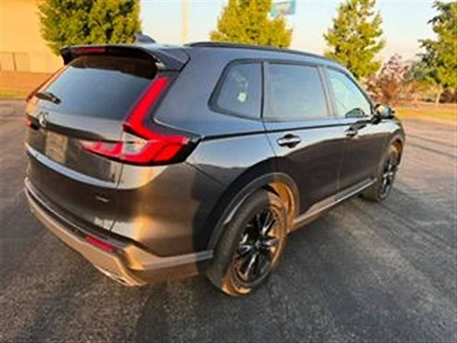 Used 2026 Honda CR-V Sport Touring image 3