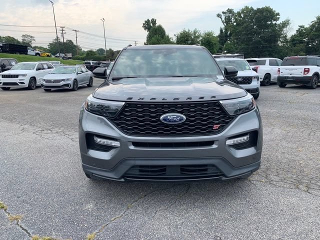 Certified 2023 Ford Explorer ST w/ Equipment Group 401A AWD/4WD image 3