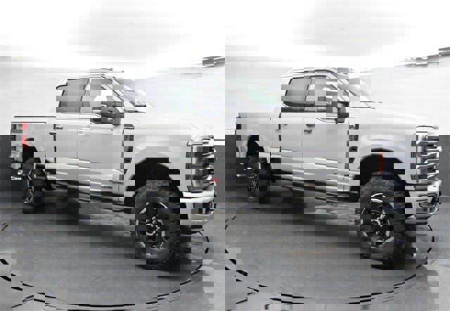 New 2026 Ford F350 Platinum w/ Platinum Plus Package image 3