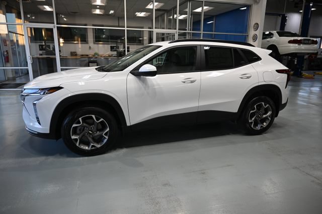 New 2026 Chevrolet Trax LT FWD image 7