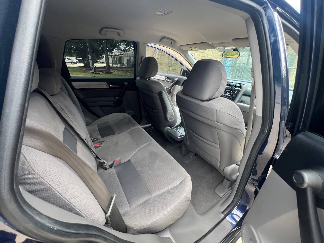 Used 2011 Honda CR-V SE image 18