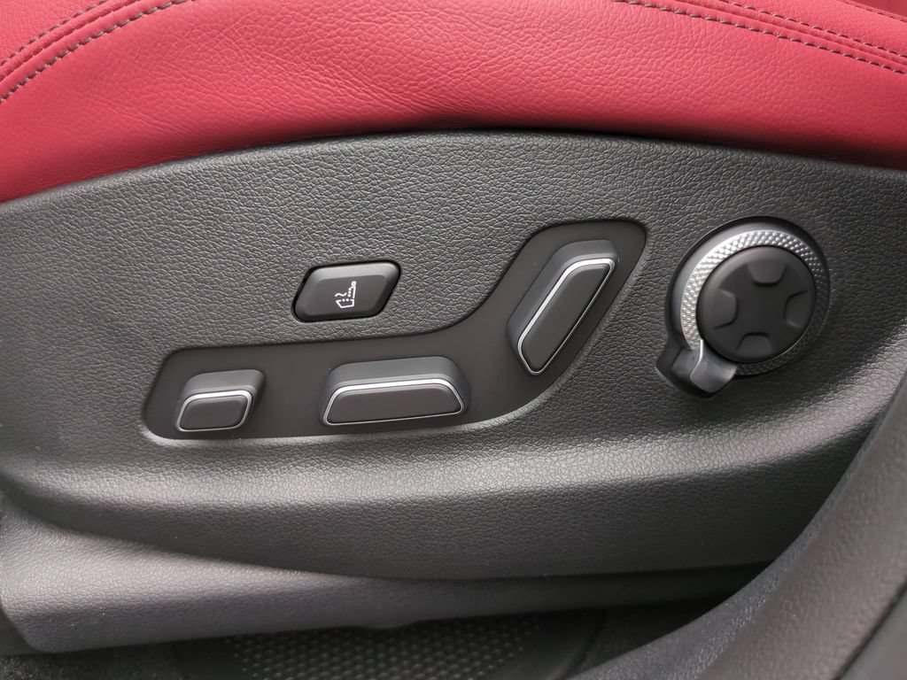 New 2026 Genesis GV70 3.5T Sport Advanced AWD/4WD image 16