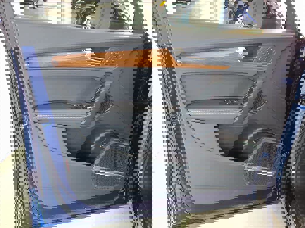 Used 2025 Audi Q5 2.0T Premium Plus image 10