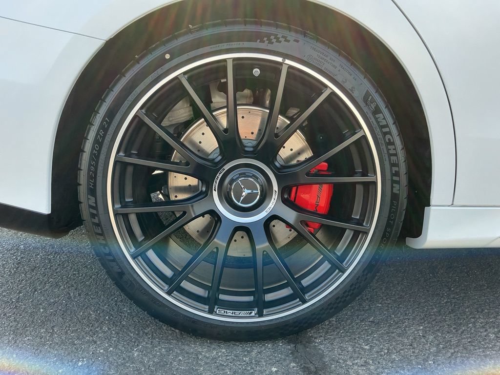 New 2026 Mercedes-Benz E 53 AMG e 4MATIC Sedan image 8