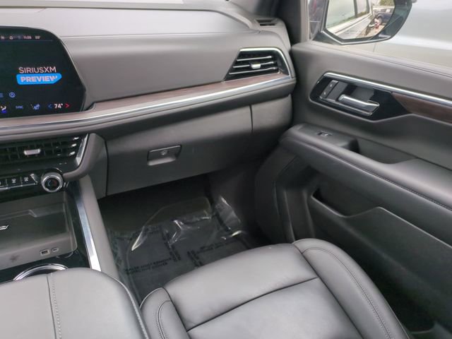 Certified 2025 Chevrolet Suburban LT image 18