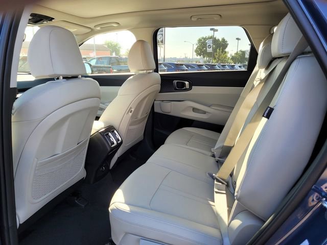 New 2026 Kia Sorento S w/ S Panoramic Sunroof Package image 7