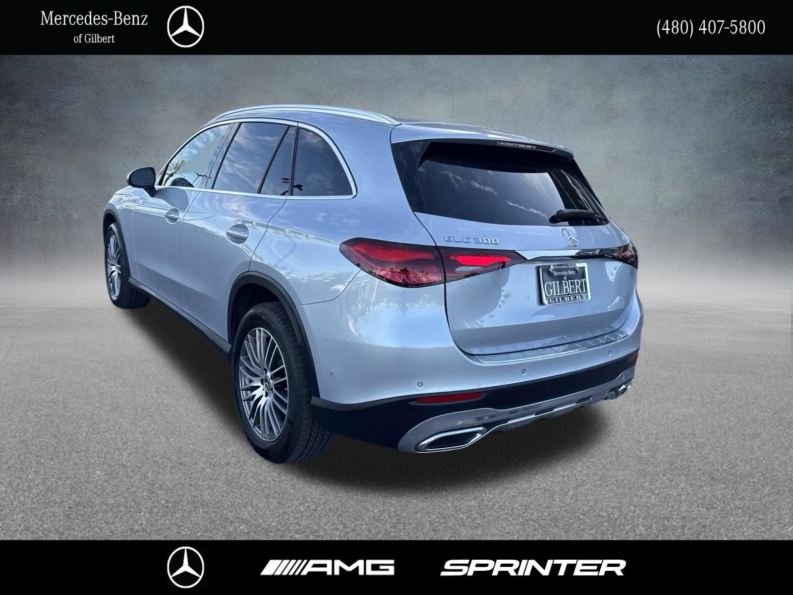 Used 2024 Mercedes-Benz GLC 300 4MATIC image 3