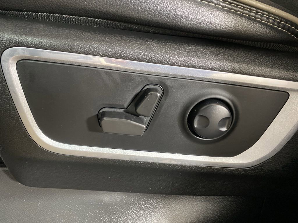 Used 2023 RAM 1500 Laramie image 13
