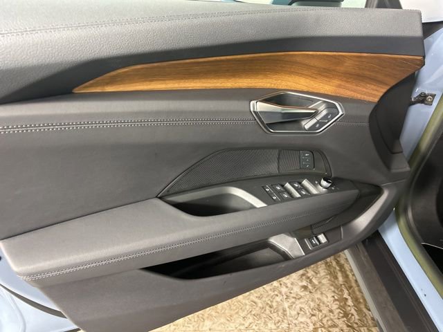 Used 2022 Audi e-tron GT Premium Plus image 22