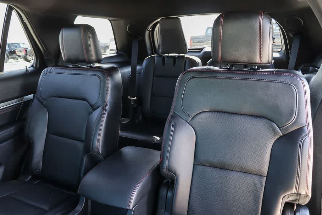 Used 2019 Ford Explorer Sport w/ Equipment Group 401A AWD/4WD image 19