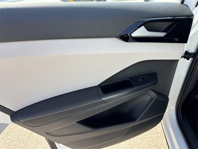 New 2025 Volkswagen Taos S image 10