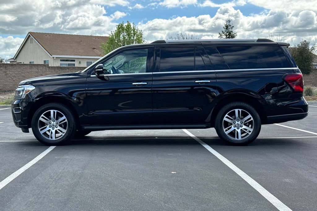 Used 2024 Ford Expedition Max Limited image 14