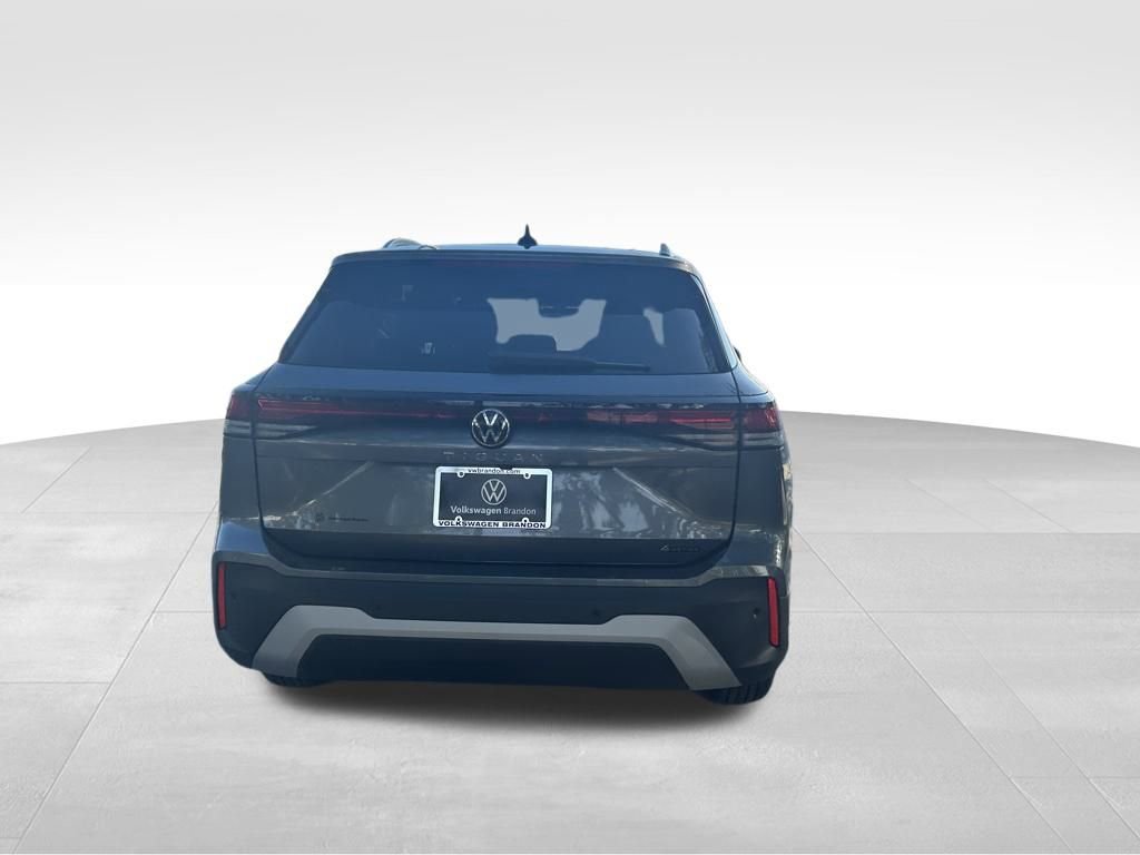 New 2026 Volkswagen Tiguan S image 5