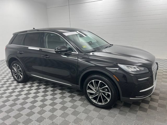 Certified 2023 Lincoln Corsair AWD w/ Equipment Group 101A image 4
