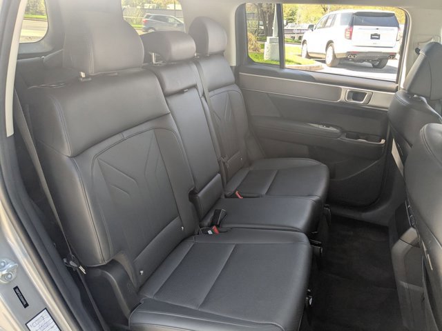Used 2025 Hyundai Santa Fe SEL image 22