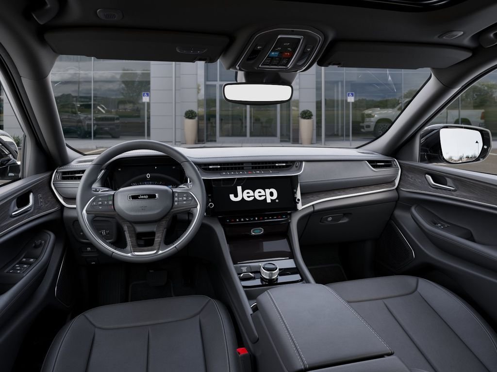 New 2026 Jeep Grand Cherokee Limited w/ Limited Altitude Package AWD/4WD image 14