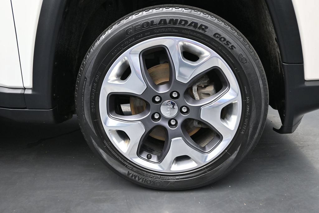 Used 2021 Jeep Compass Limited AWD/4WD image 10