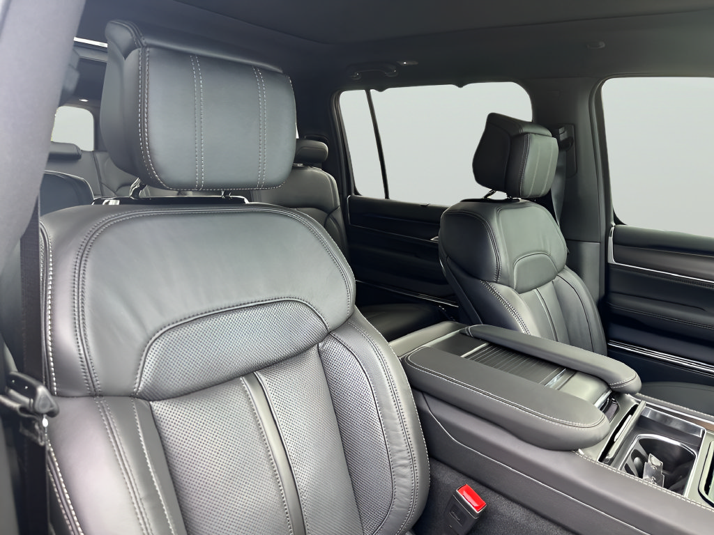 New 2026 Jeep Grand Wagoneer L Summit AWD/4WD image 34