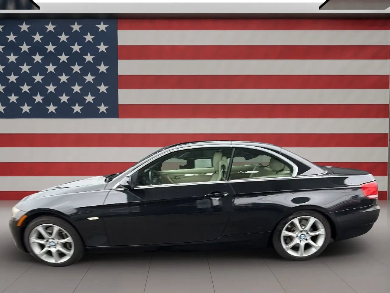 Used 2009 BMW 335i Convertible w/ Premium Pkg image 8