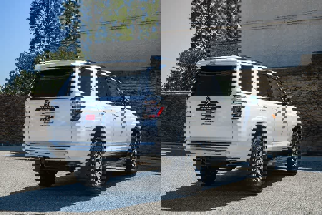 Used 2024 Toyota 4Runner TRD Off-Road image 7