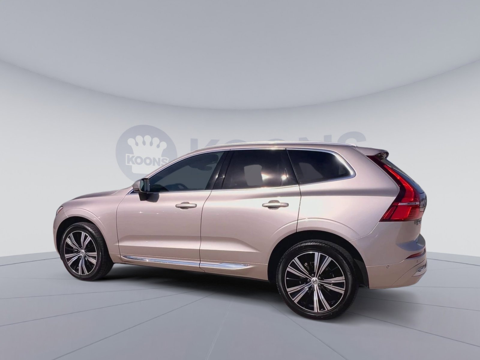 Certified 2023 Volvo XC60 B5 Ultimate w/ Climate Package AWD/4WD image 8