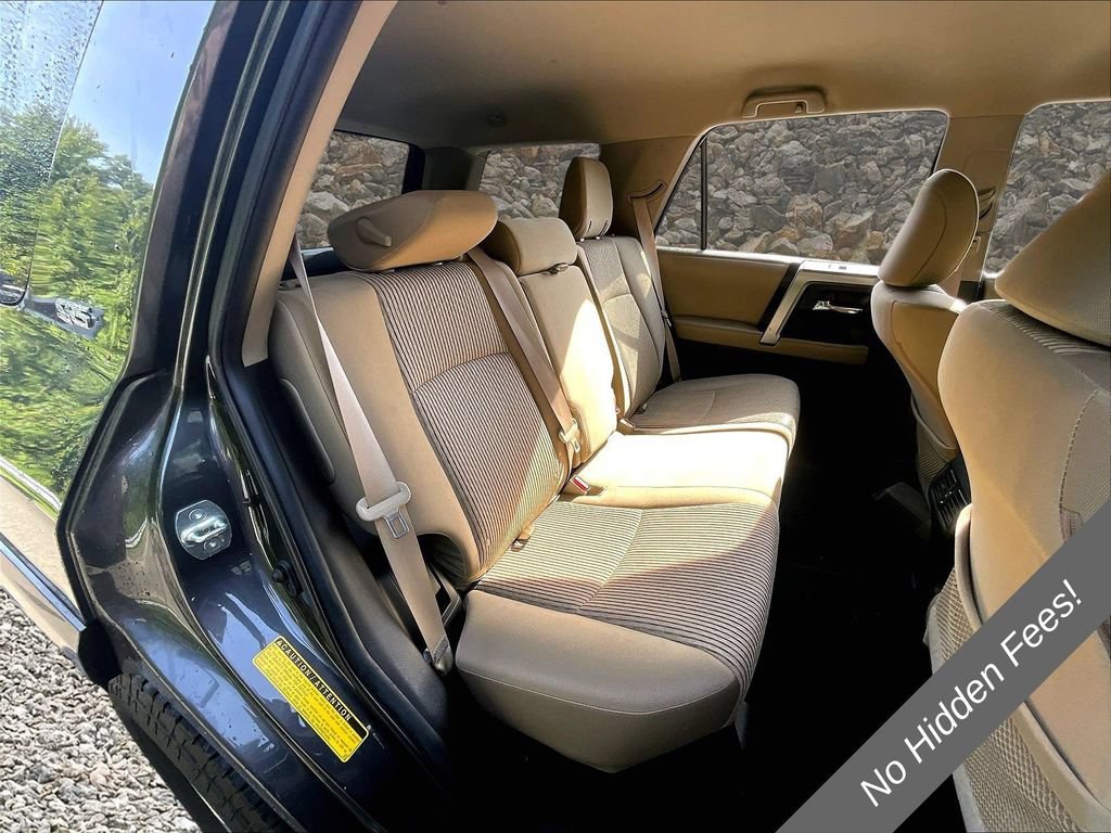 Used 2022 Toyota 4Runner SR5 AWD/4WD image 24