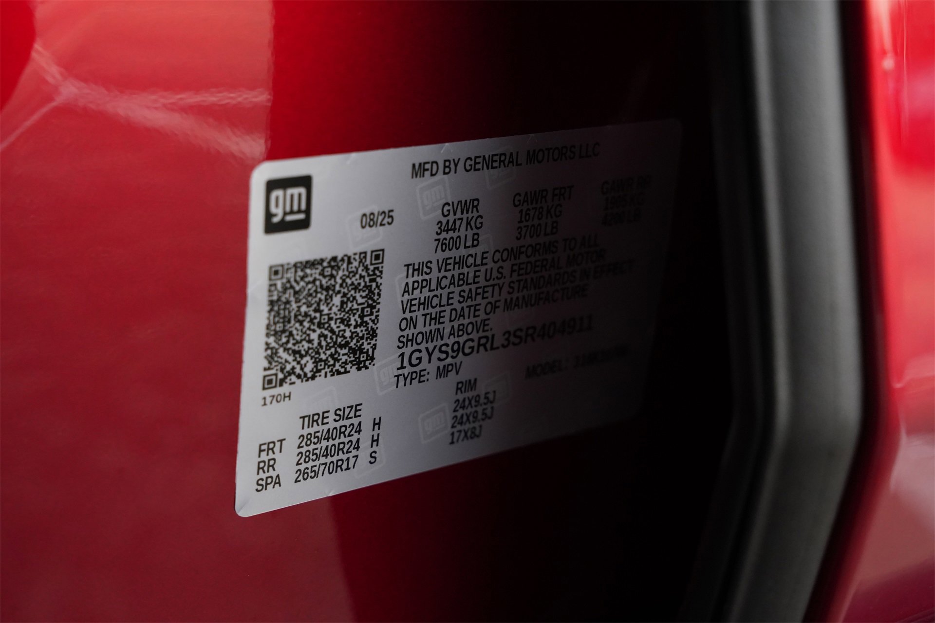 New 2025 Cadillac Escalade Sport Platinum w/ LPO, ONYX Package image 28