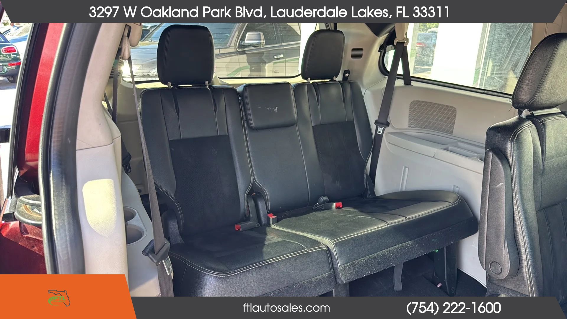 Used 2018 Dodge Grand Caravan SXT image 29