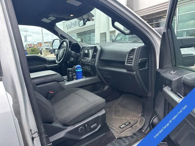 Used 2017 Ford F150 XLT w/ Equipment Group 302A Luxury AWD/4WD image 12