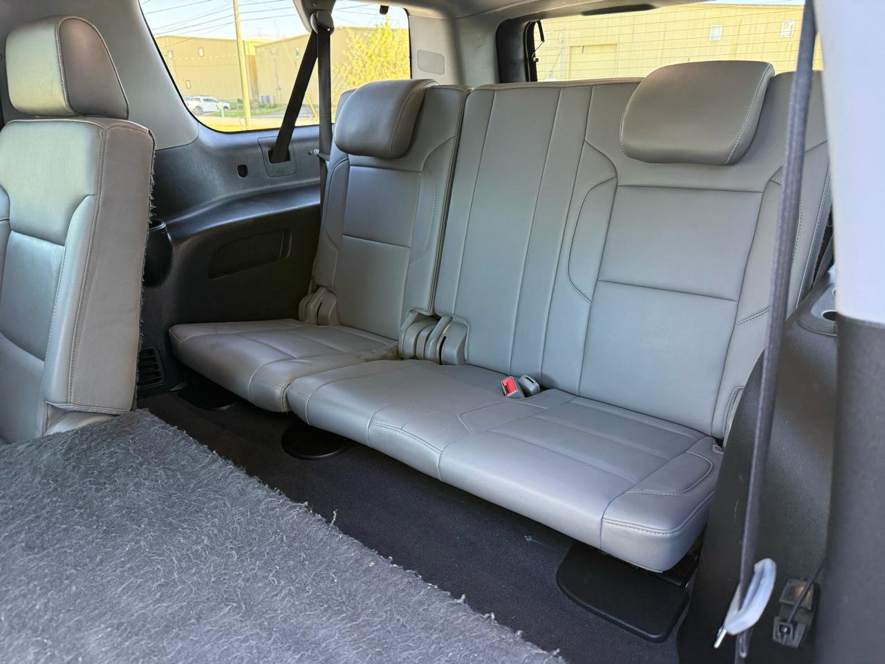 Used 2019 Chevrolet Suburban LT image 23