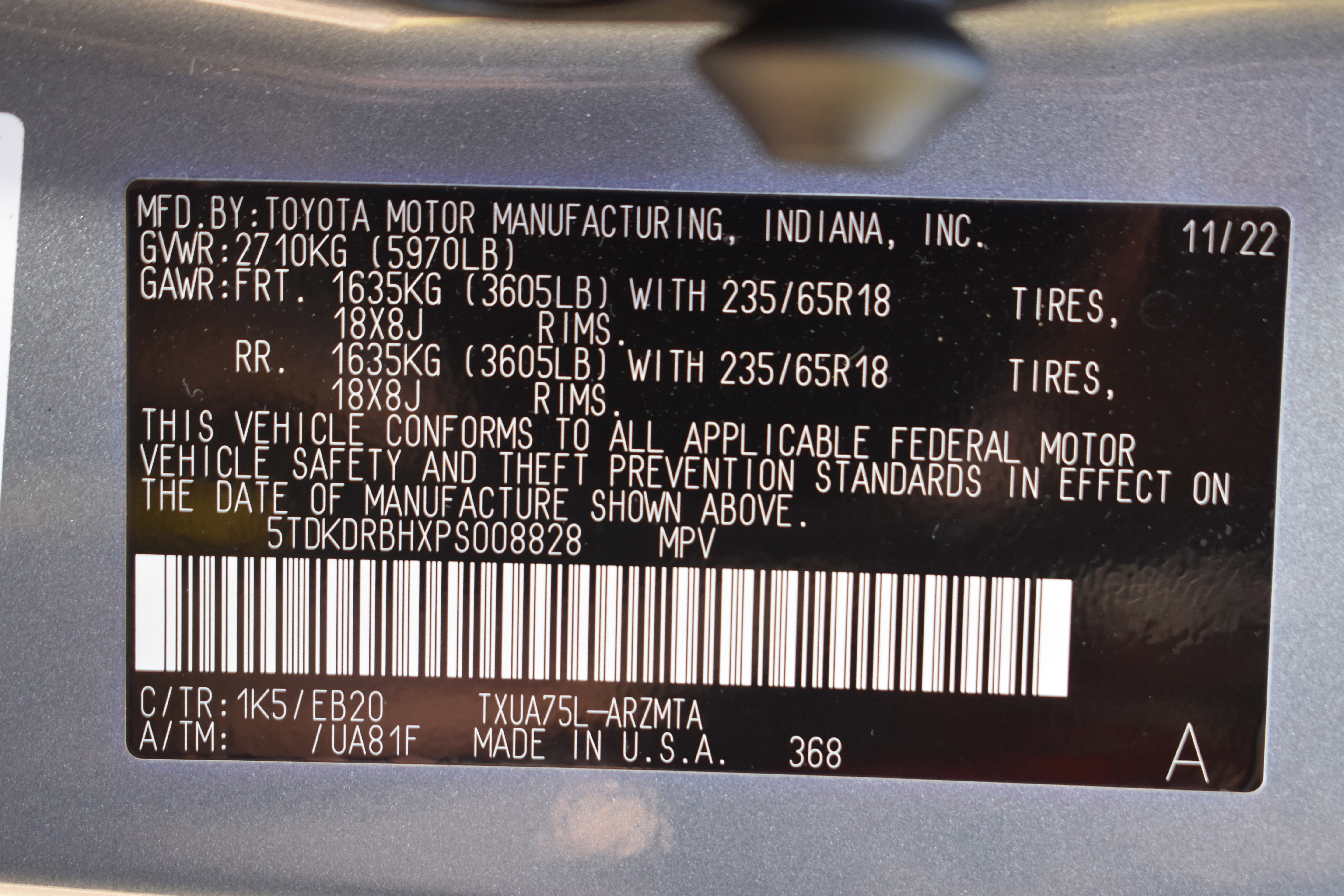 Used 2023 Toyota Highlander XLE image 42