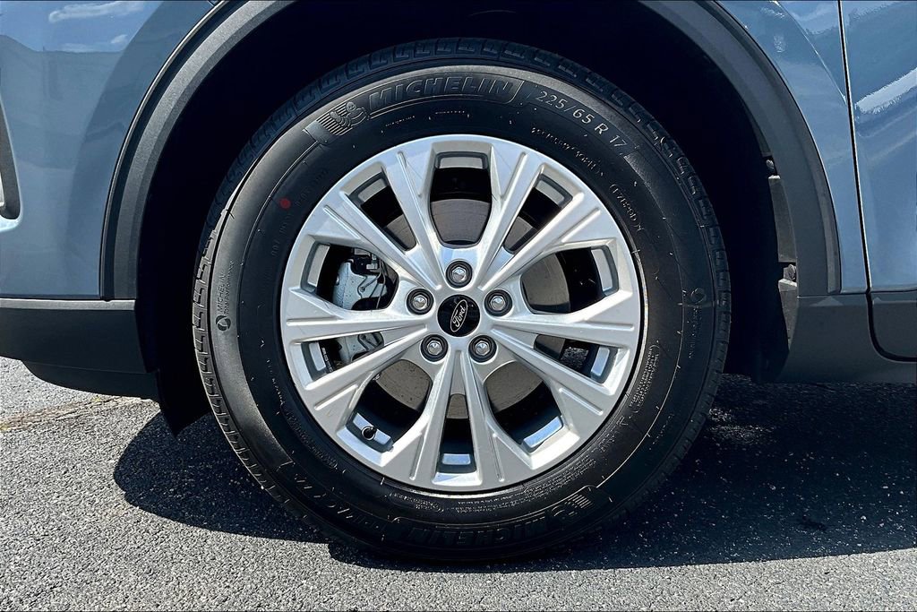 New 2026 Ford Escape Active FWD image 12