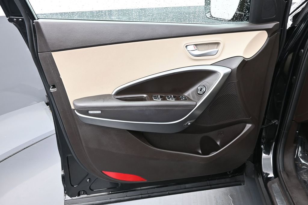 Used 2018 Hyundai Santa Fe Sport 2.0T FWD image 21