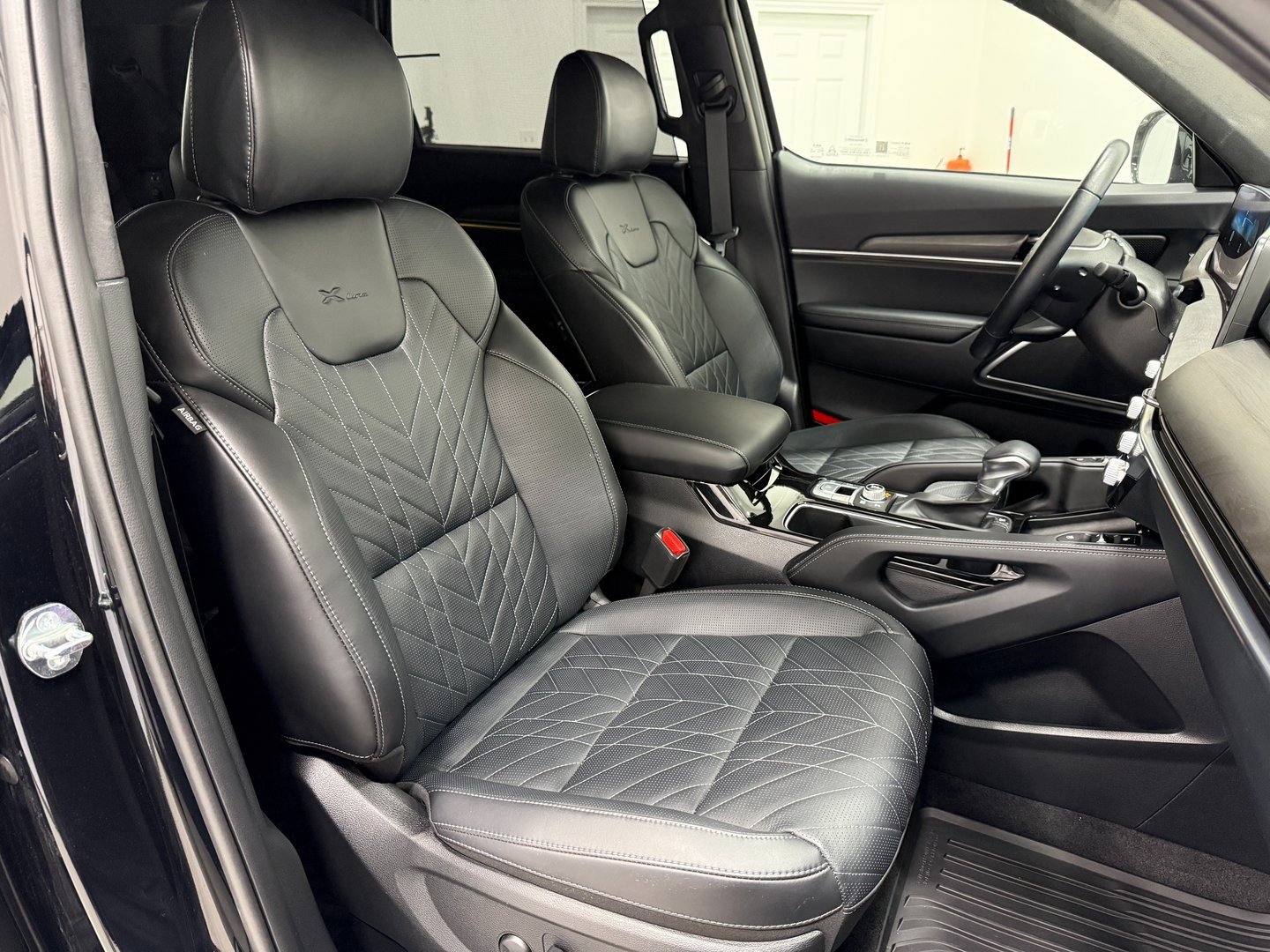 Used 2025 Kia Telluride SX Prestige X-Line image 27
