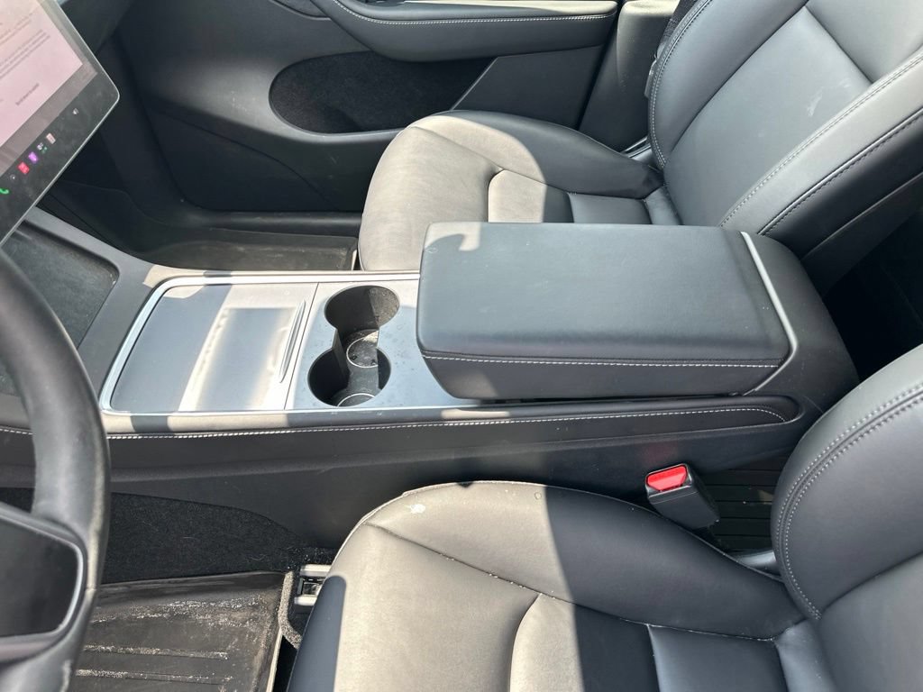 Used 2025 Tesla Model Y Long Range AWD/4WD image 20
